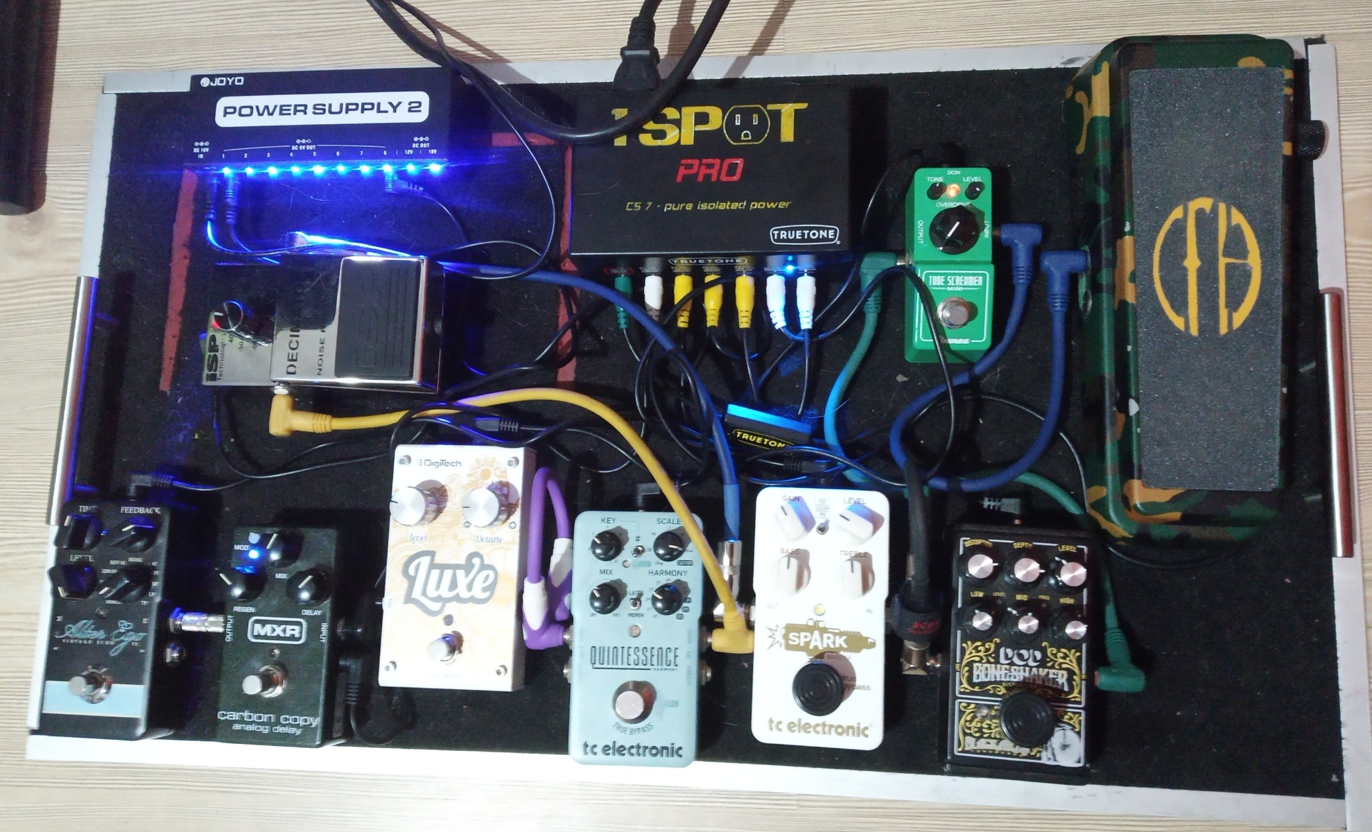 Metal Music Gear Setup by fabio_rebolledo featuring Dunlop DB-01 Dime Cry Baby From Hell, Ibanez Tube Screamer Mini, and DOD Boneshaker and 7 more pieces of gear