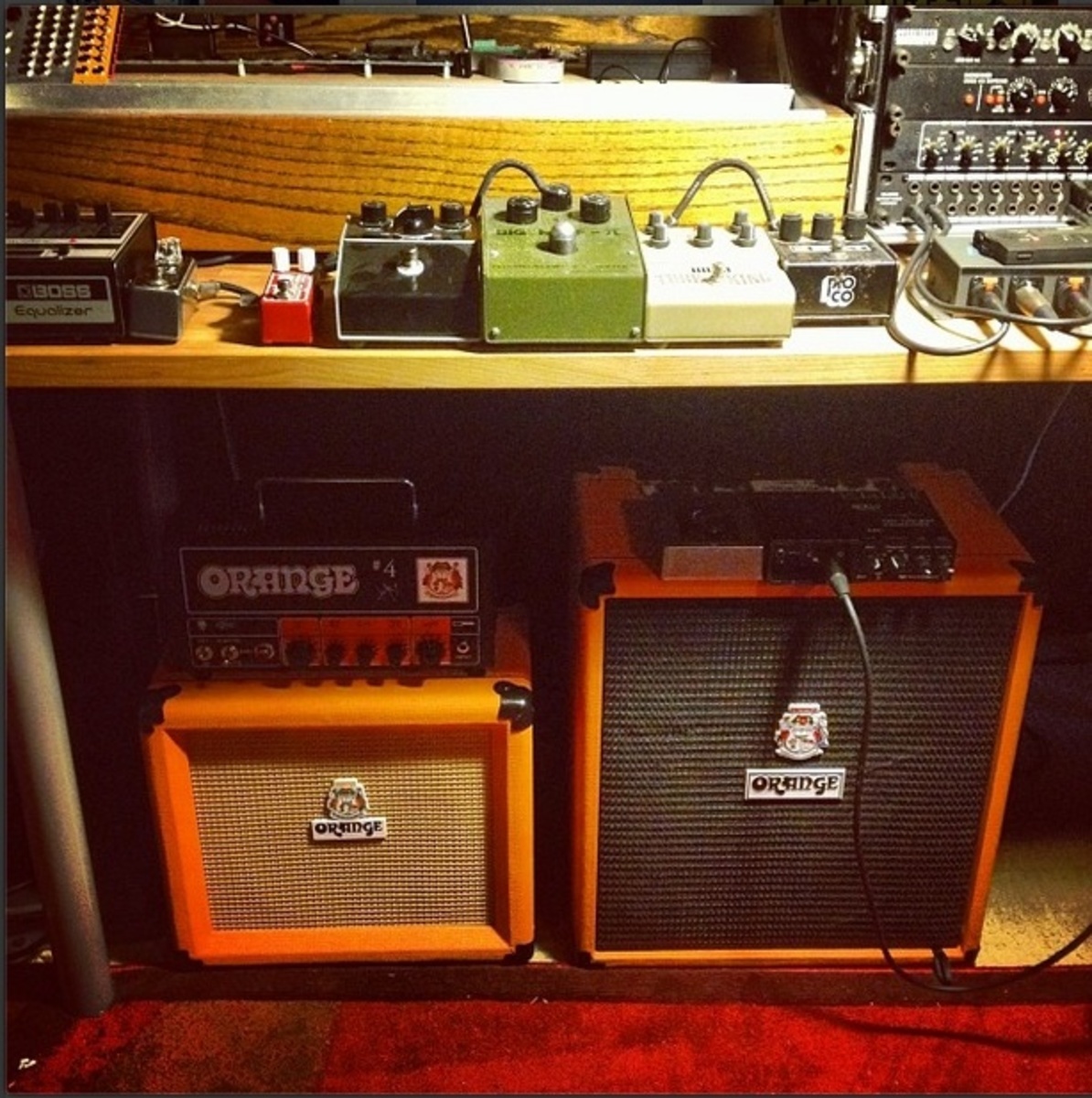 curbsitter's music gear photo