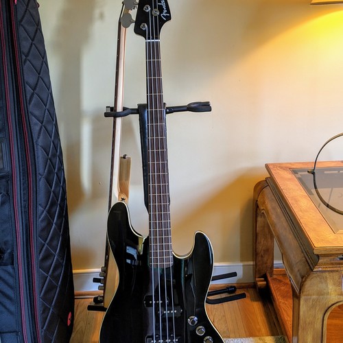 Fender Aerodyne Jazz Bass - ranked #44 in Electric Basses | Equipboard