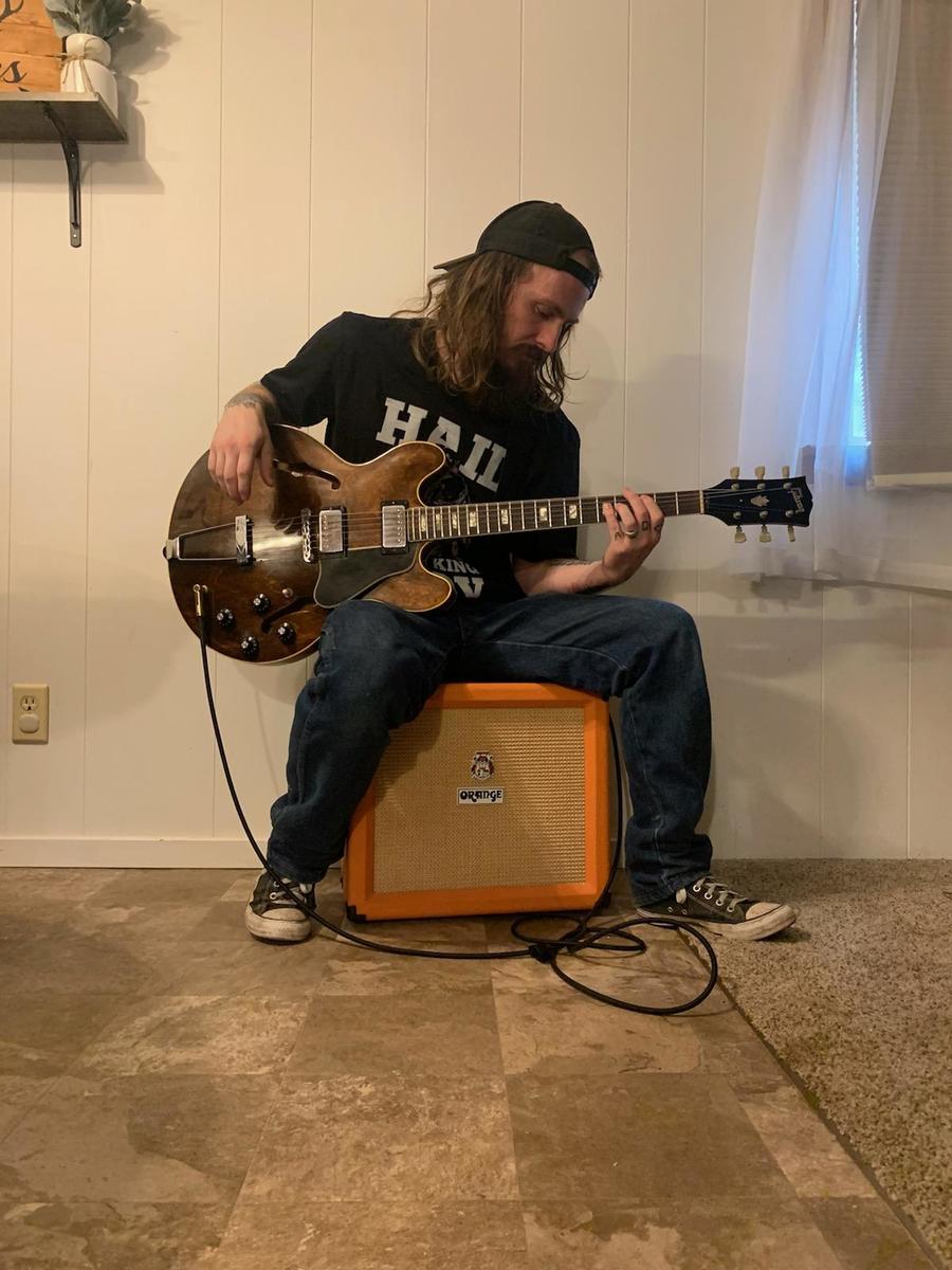 Orange Music Gear Setup by mike_collins featuring Gibson ES-335 Walnut and Orange CRUSH 35LDX