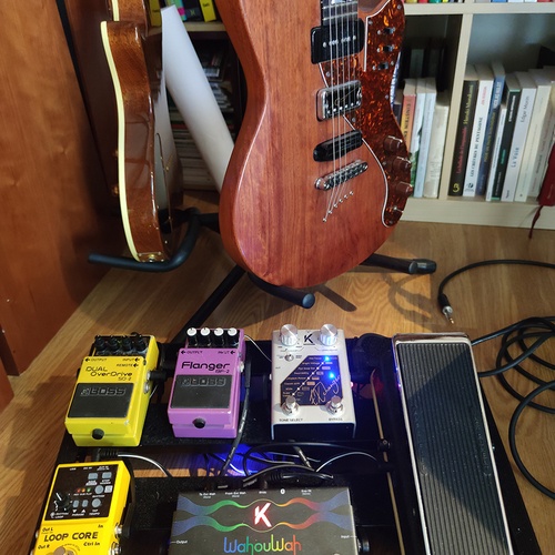Photo of Keyztone EXchanger and more gear in a pedalboard, guitar, and bass
