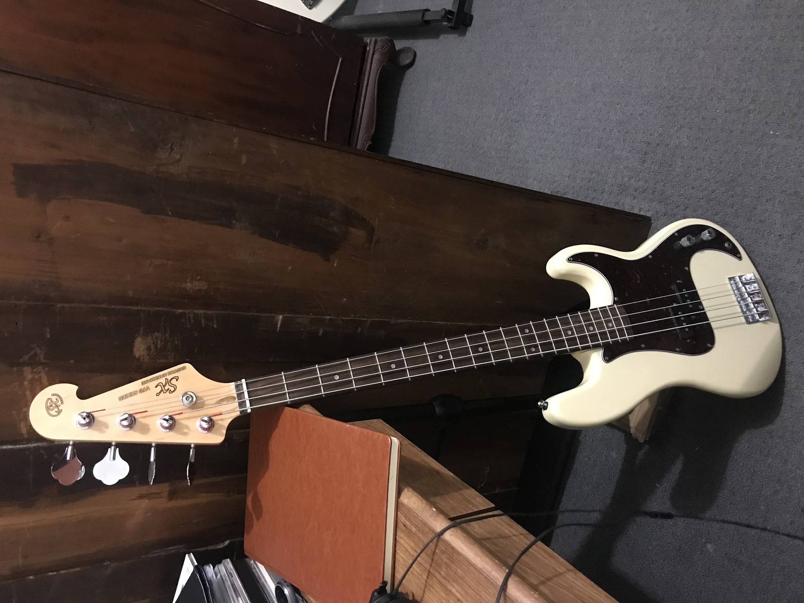 Music Gear Setup by sjmc featuring sx vtg series p bass