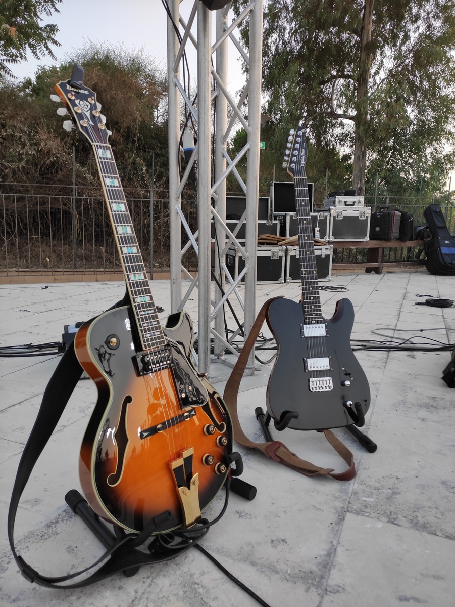 Ibanez Live Rig by paolo_dolce featuring Harley Benton Fusion T and Ibanez GB10 George Benson Signature