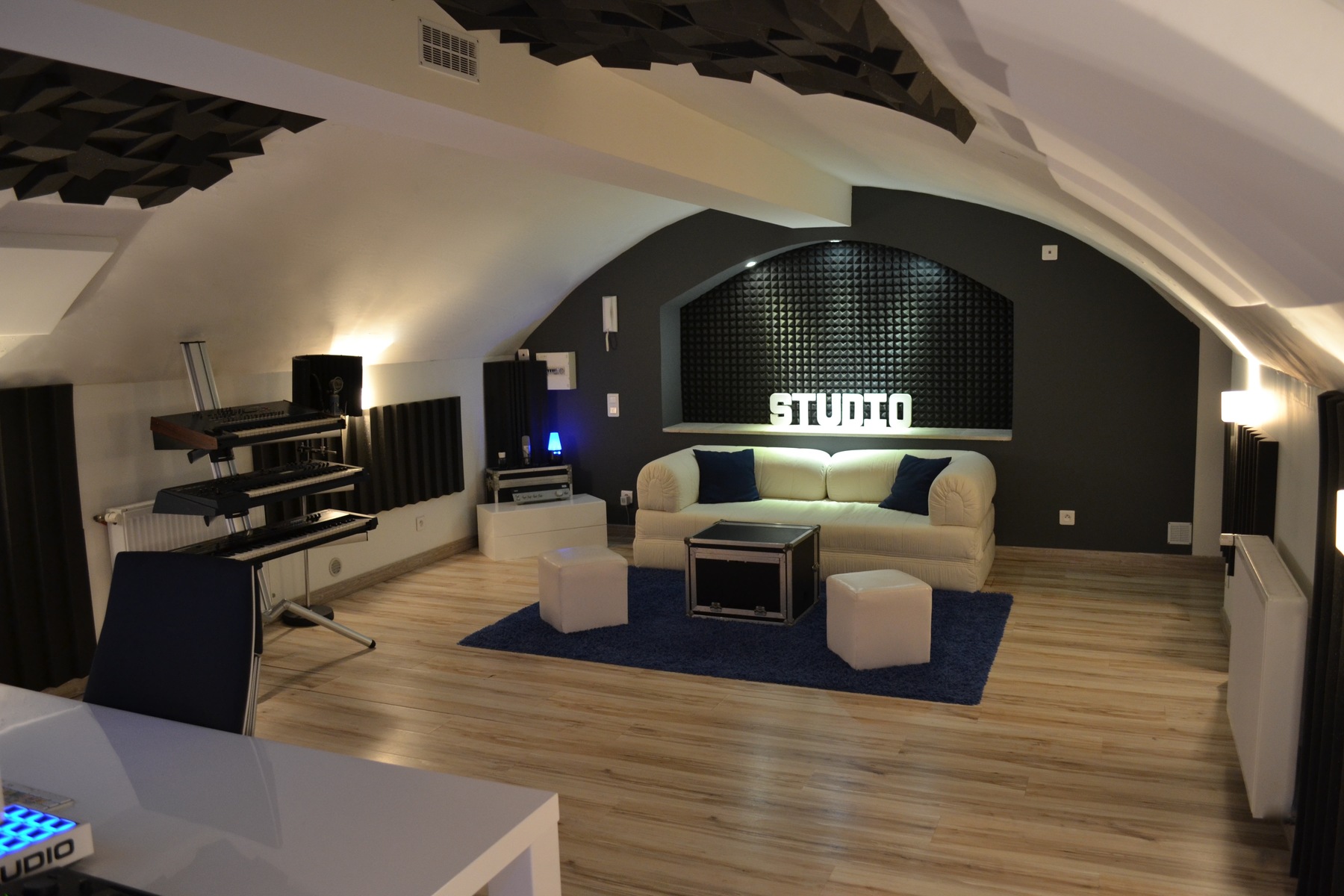 datamotion's music gear photo
