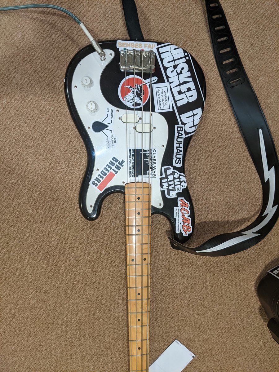 Music Gear Setup by dumpsterbassist featuring Squier Bullet Bass
