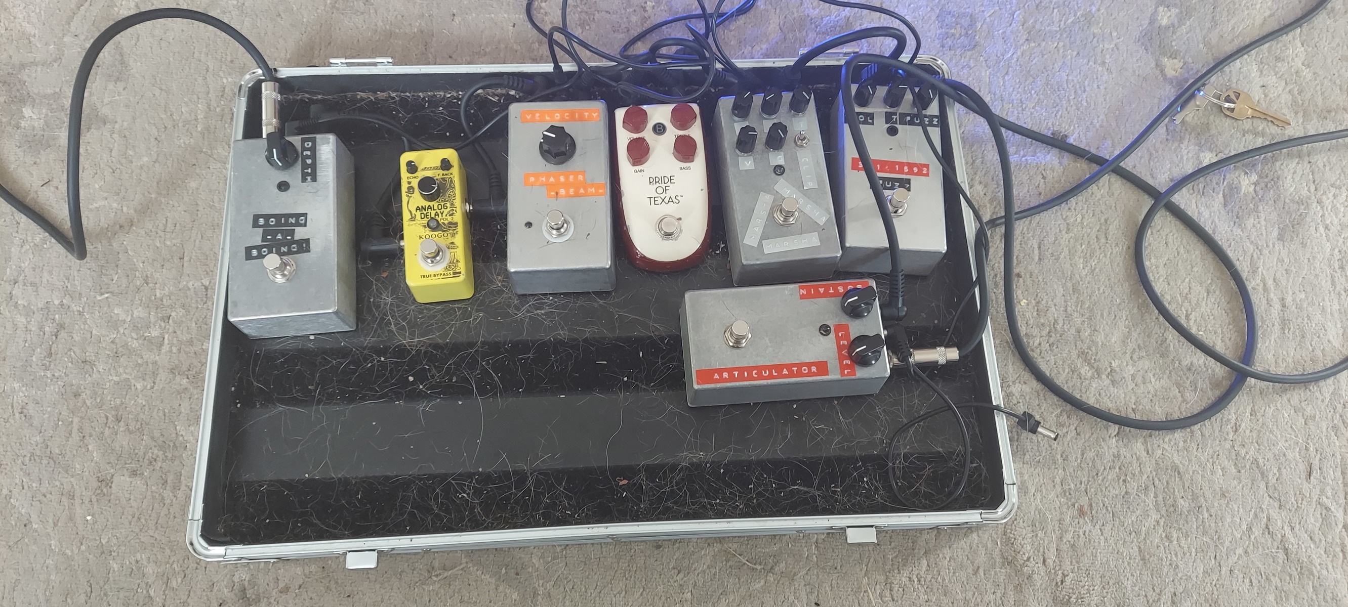 Danelectro Pedalboard by ellis_bass featuring Koogo PDL-2 Analog Delay and Danelectro Billionaire BP-1 Pride of Texas