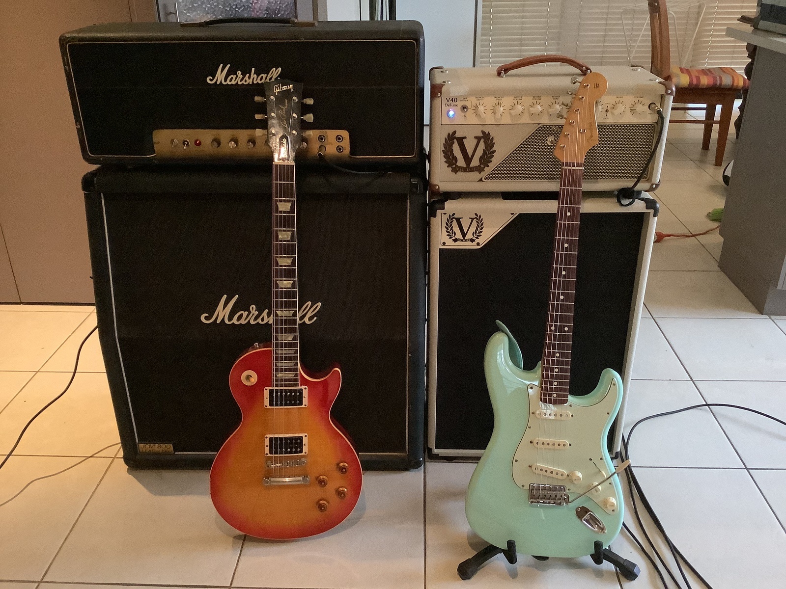 Music Gear Setup by 31strat31 featuring Victory V40 Deluxe Head