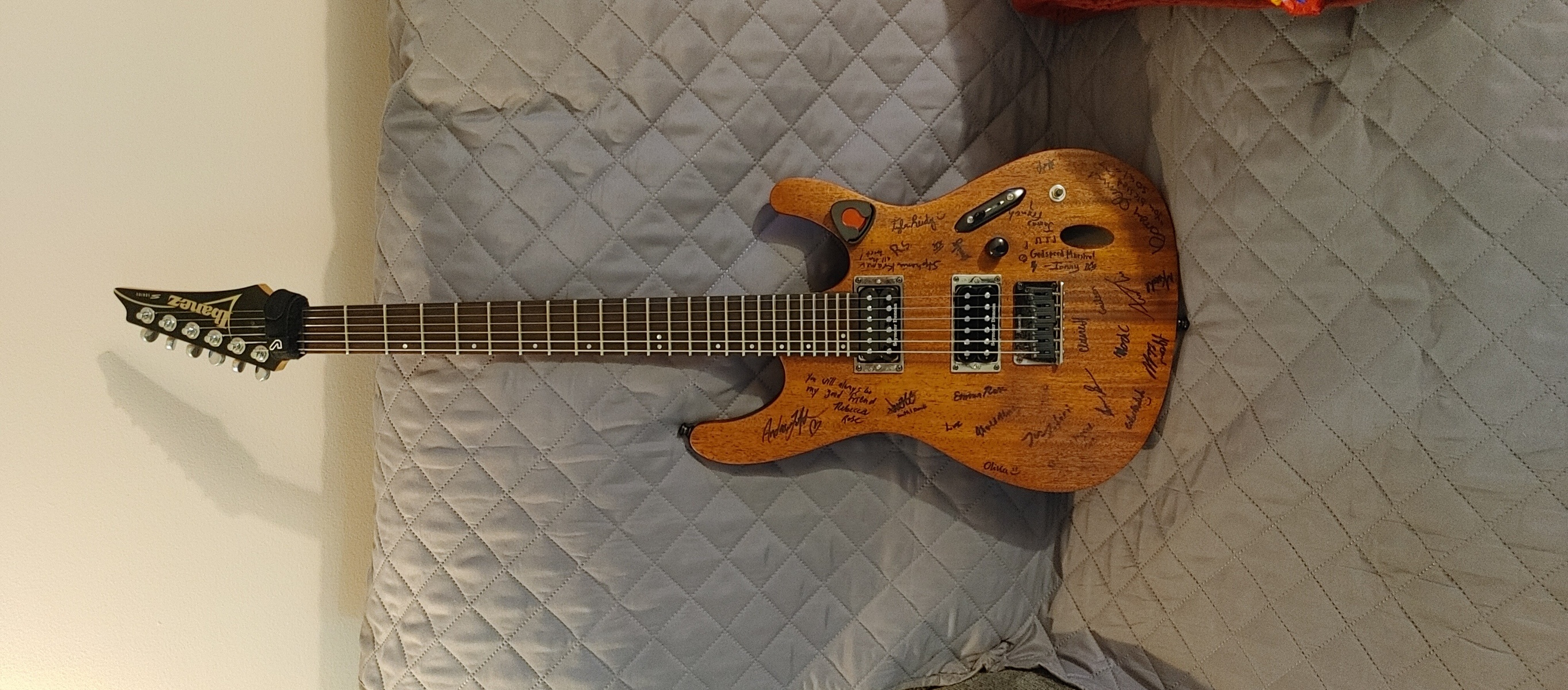 Metal Music Gear Setup by parhelia_0000 featuring Ibanez S521-MOL, Seymour Duncan SH-PG1N Pearly Gates Neck, and Graph Tech PRS String Saver Saddles and 6 more pieces of gear