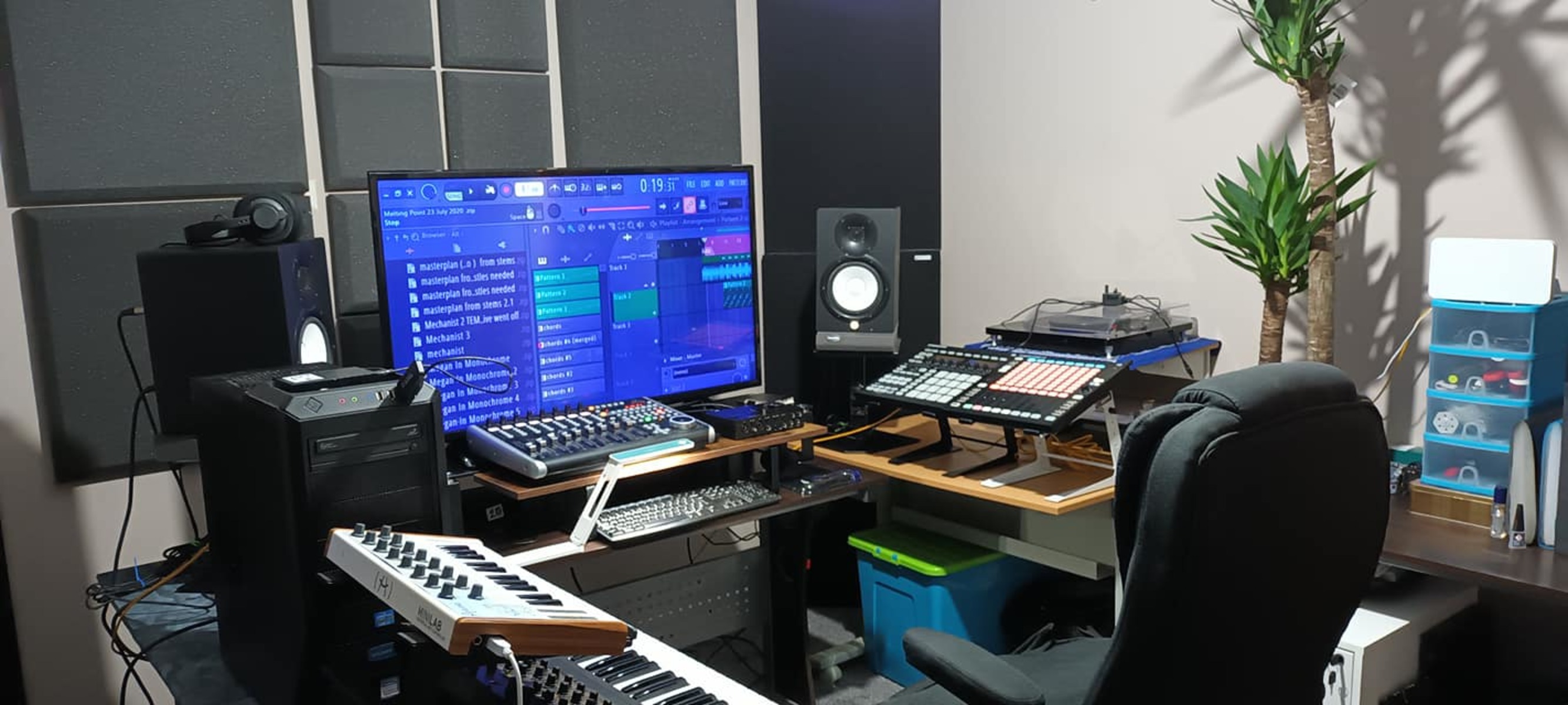 carbinax's music gear photo