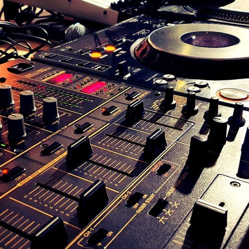 Pioneer CDJ-1000MK3 - What To Know & Where To Buy | Equipboard