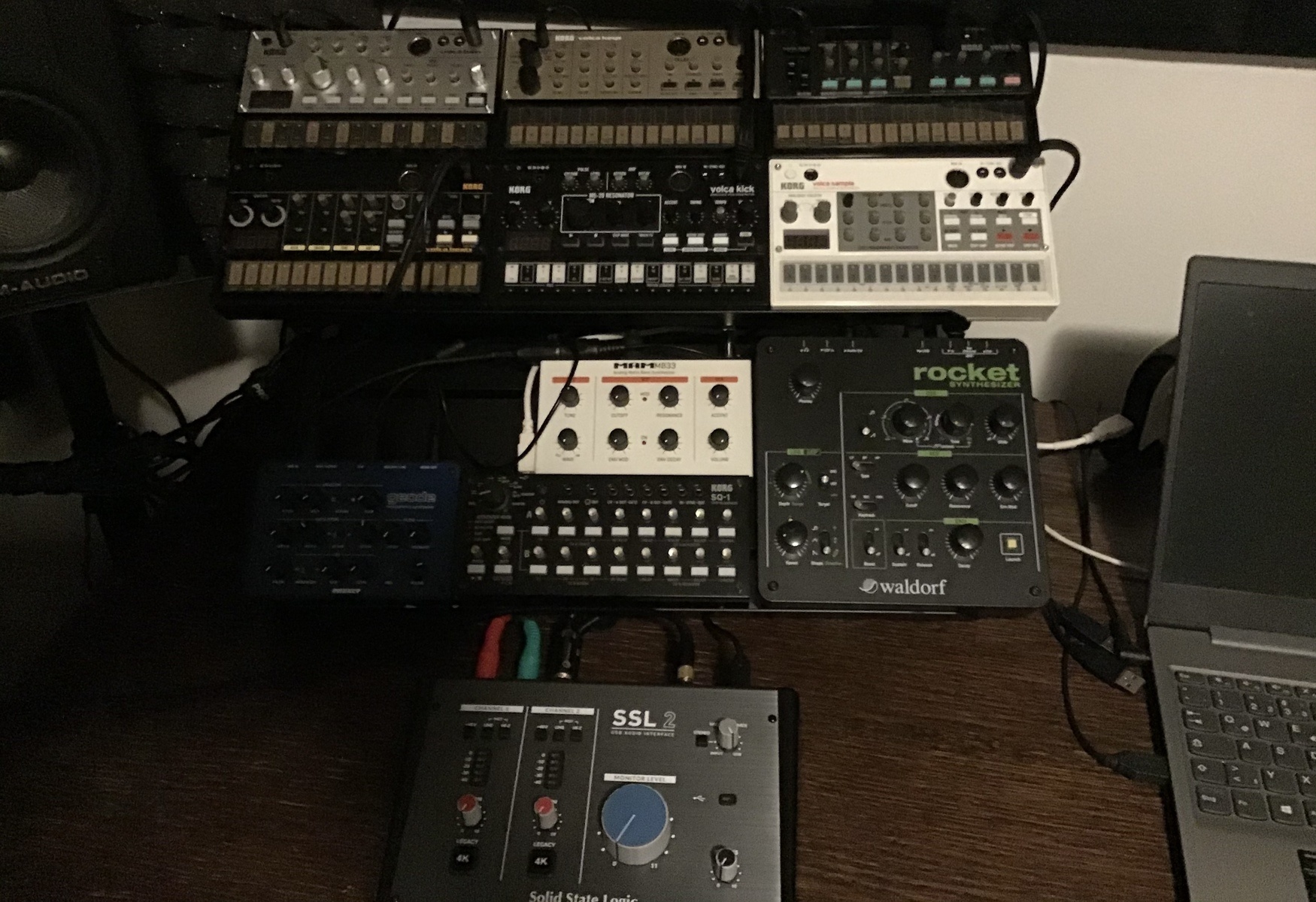 Electronic Studio Setup by davor_tosovic featuring Korg Volca Keys, Korg Volca Beats, and Korg Volca FM and 6 more pieces of gear