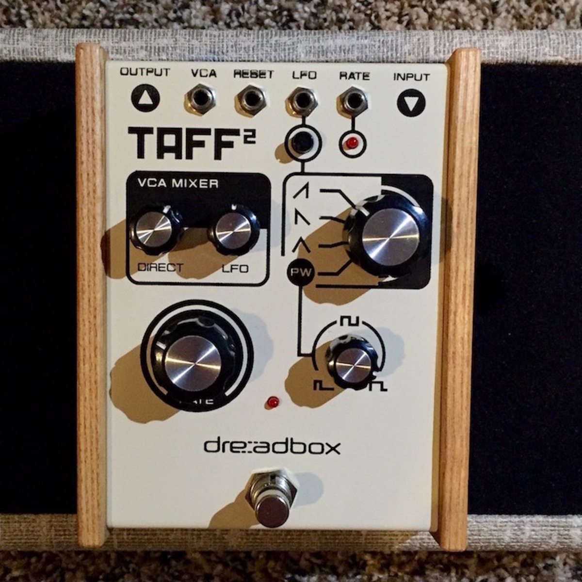 Pedalboard by 3ipol featuring Dreadbox Taff 2