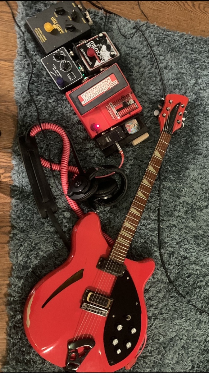Pedalboard by ol1bar featuring Rickenbacker 360 Electric Guitar, DigiTech Whammy Pitch-Shifting Pedal, and Land Devices HP-2 (Limited Edition No Masters Graphic) and 3 more pieces of gear