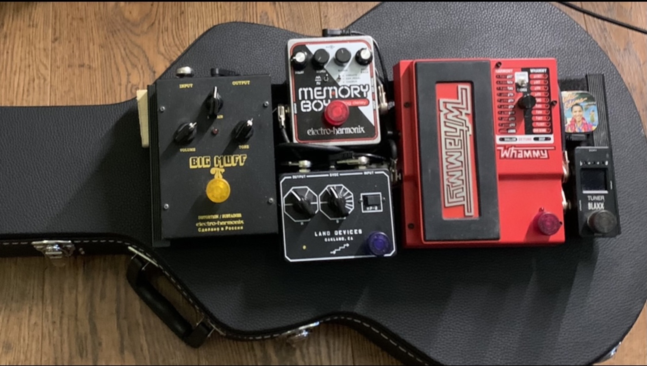 Electro-Harmonix Pedalboard by ol1bar featuring Blaxx Tuner Pedal, DigiTech Whammy Pitch-Shifting Pedal, and Land Devices HP-2 (Limited Edition No Masters Graphic) and 2 more pieces of gear