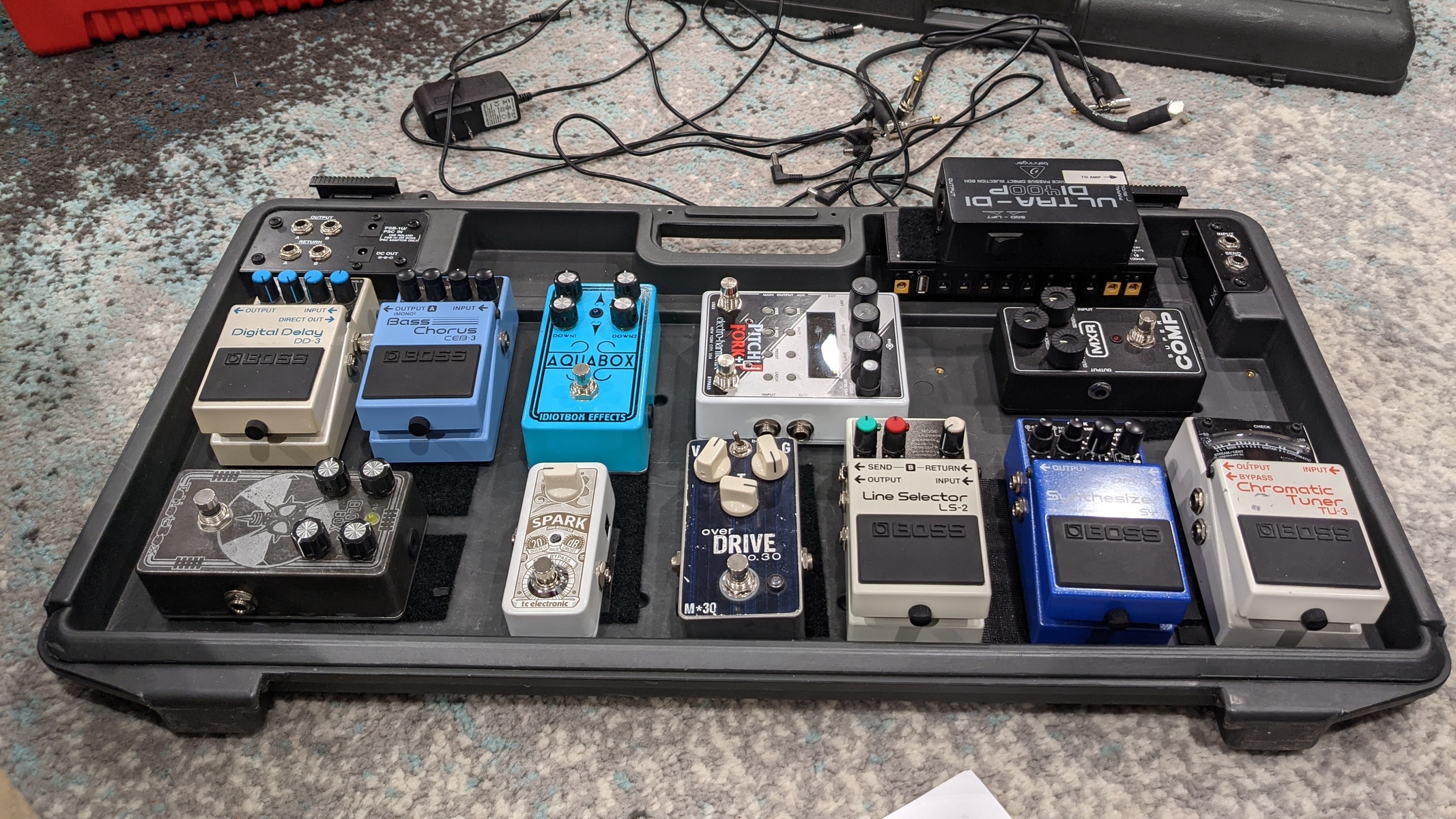 Boss Pedalboard by dillinger_jon featuring Boss LS-2 Line Selector, TC Electronic Spark Mini Booster, and Boss TU-3 Chromatic Tuner