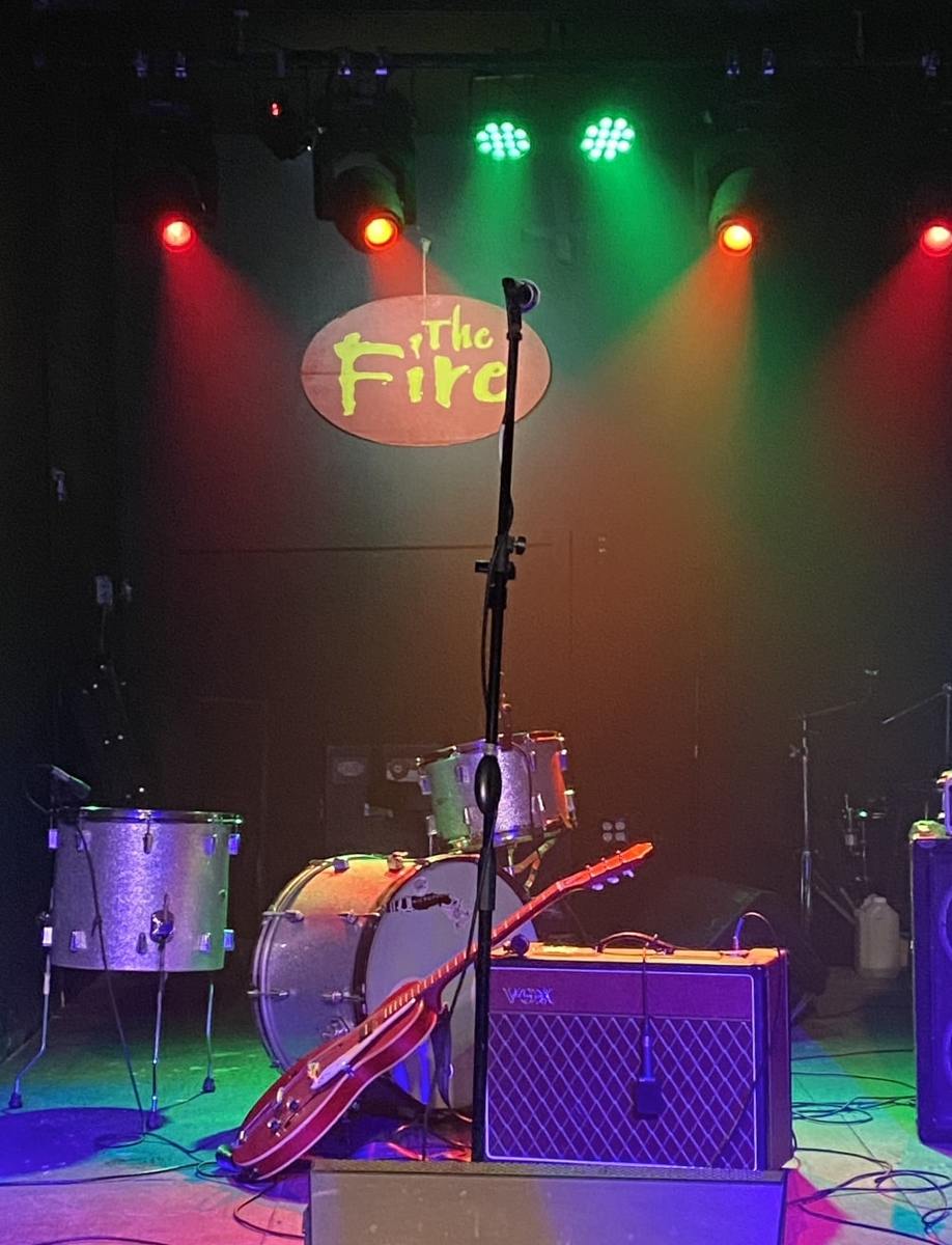 Vox Live Rig by jacksonvincent featuring Epiphone "Inspired by 1966" Century (Aged Gloss Cherry) and Vox AC15