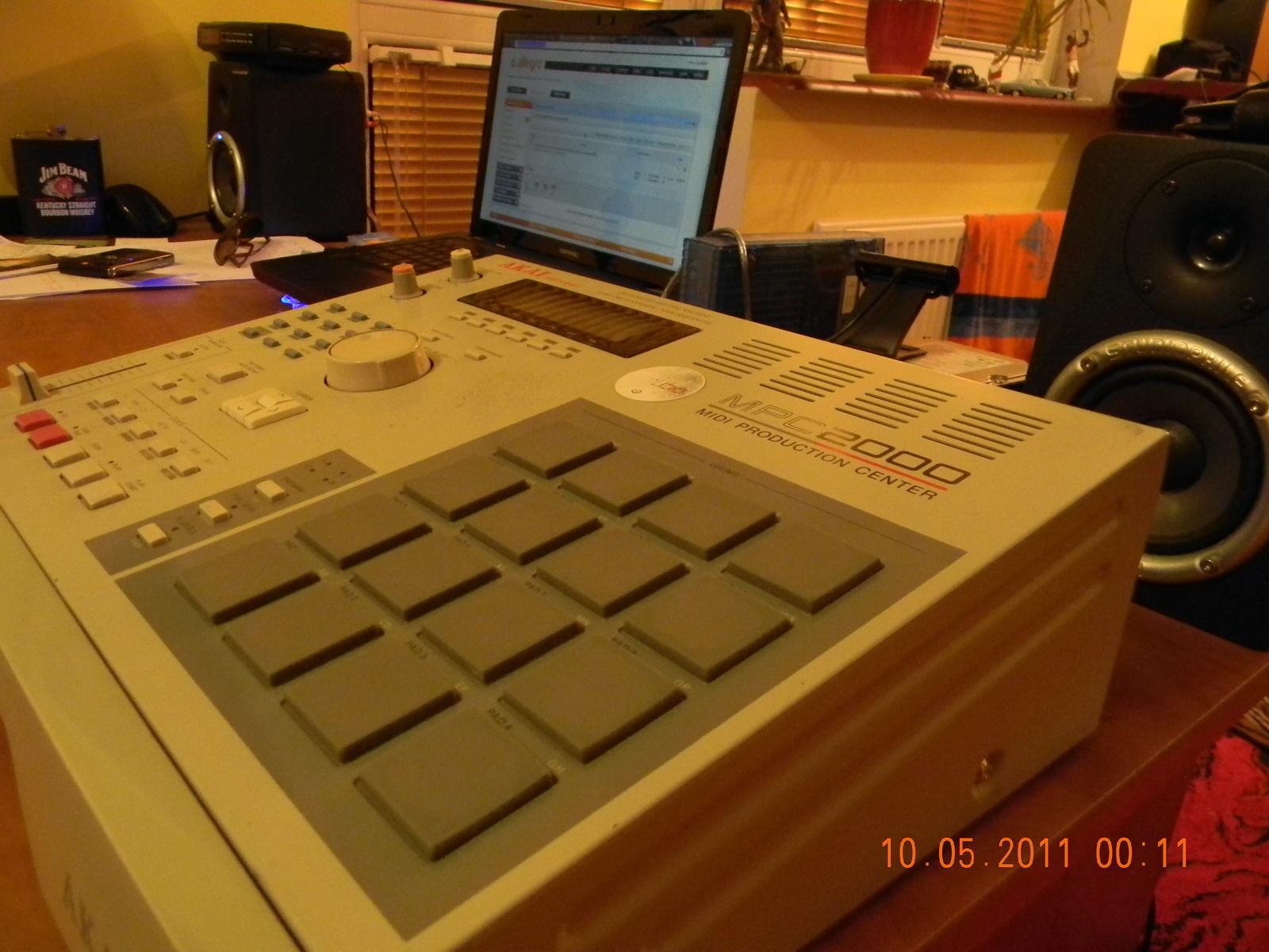 danielfaradayofficial's music gear photo