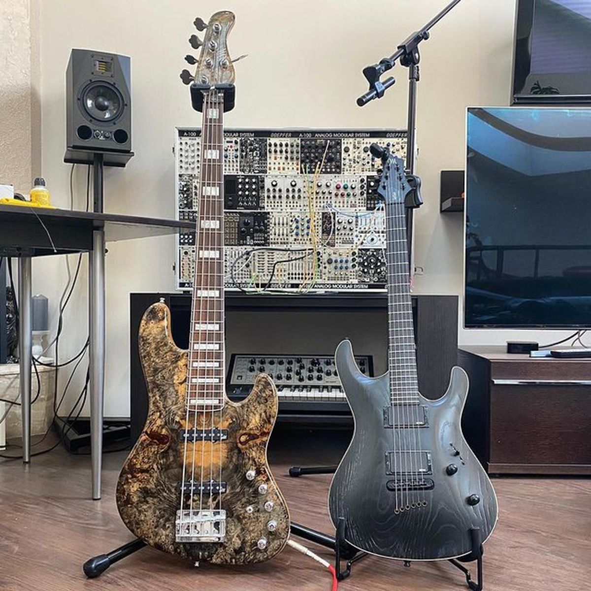 Electronic Synth Setup by vexedair featuring Mayones Jabba Custom, Mayones Setius 6, and Moog Sub Phatty and 1 more piece of gear