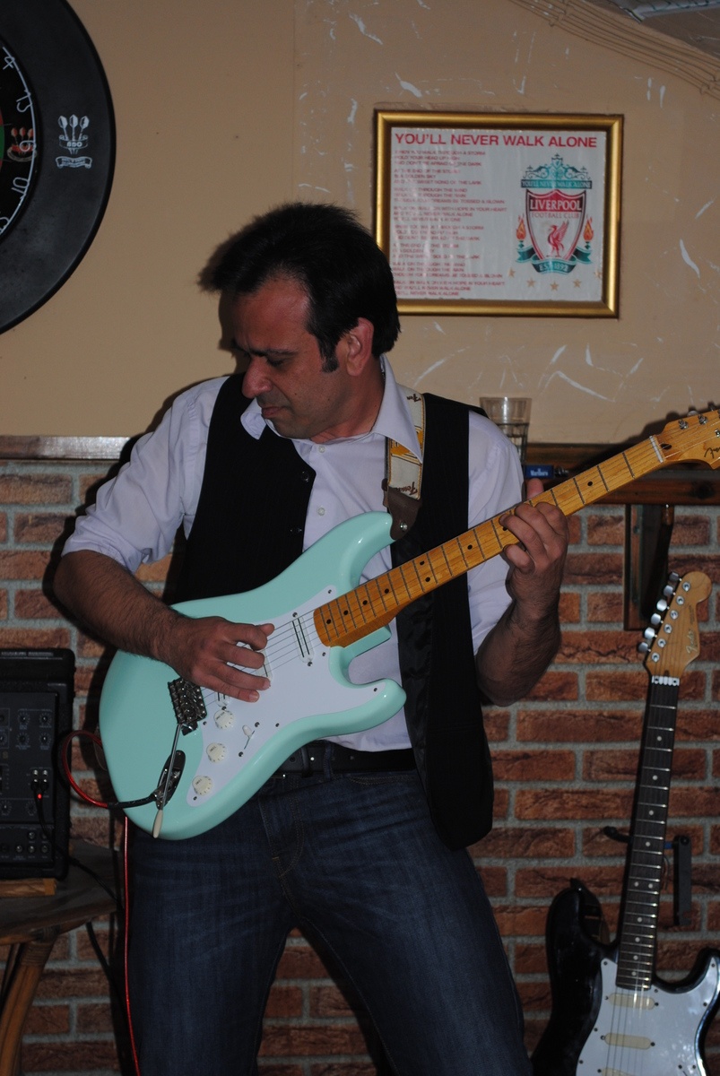 manos_hatzikonstantinos's music gear photo