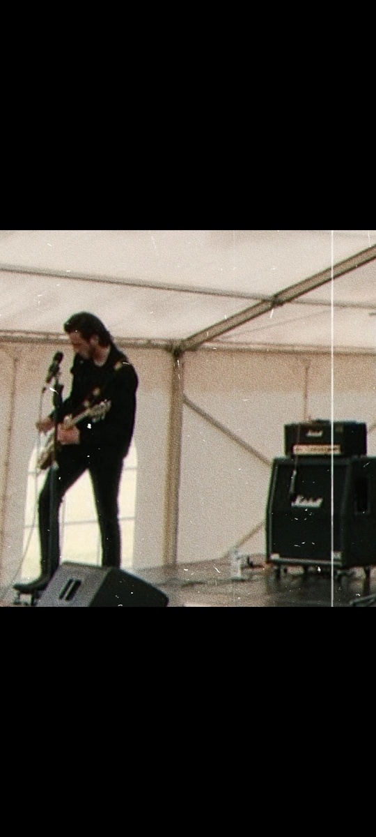 Marshall Live Rig by harrystephenson featuring Epiphone Les Paul Traditional Pro IV Limited-Edition Electric Guitar, Marshall Origin 50H Head, and Marshall 1960AV and 1 more piece of gear