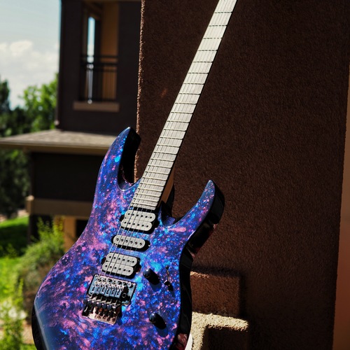 Photo of Mitchell HD400 in a guitar