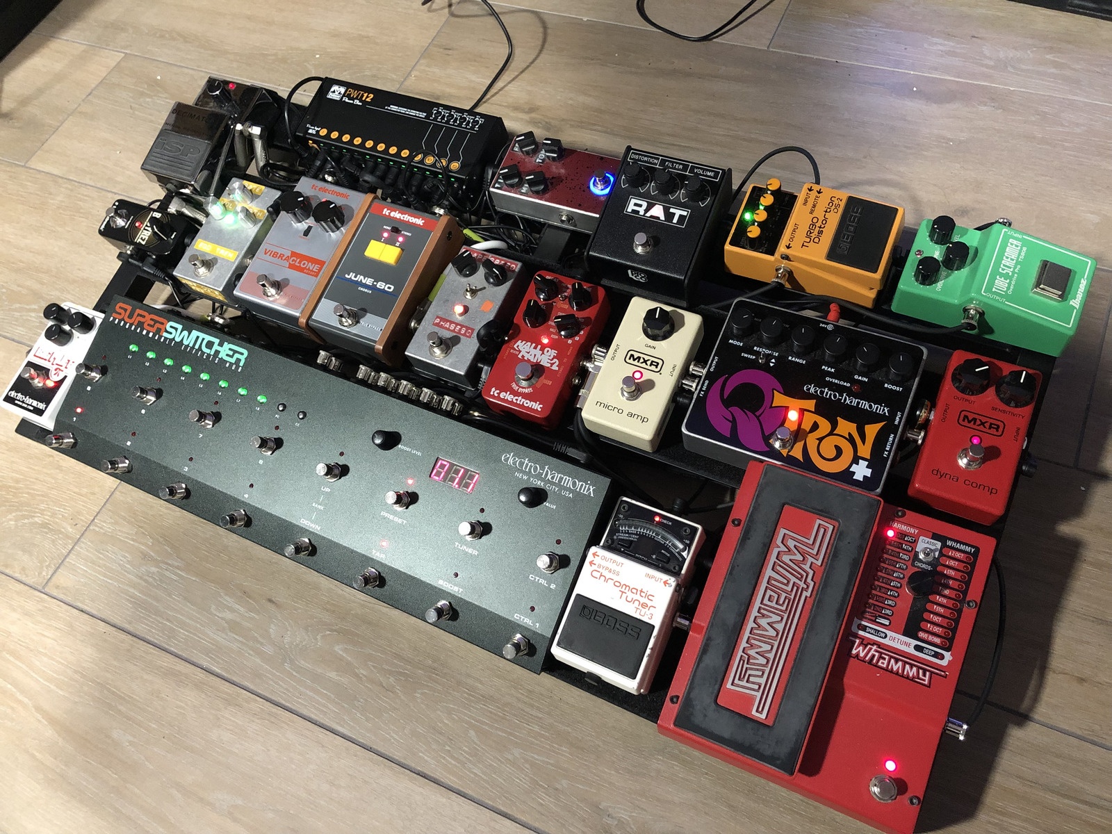 Music Gear Setup by miguel_nieto featuring DigiTech WH-5 Whammy V, Boss TU-3 Chromatic Tuner, and Electro-Harmonix Super Switcher and 16 more pieces of gear
