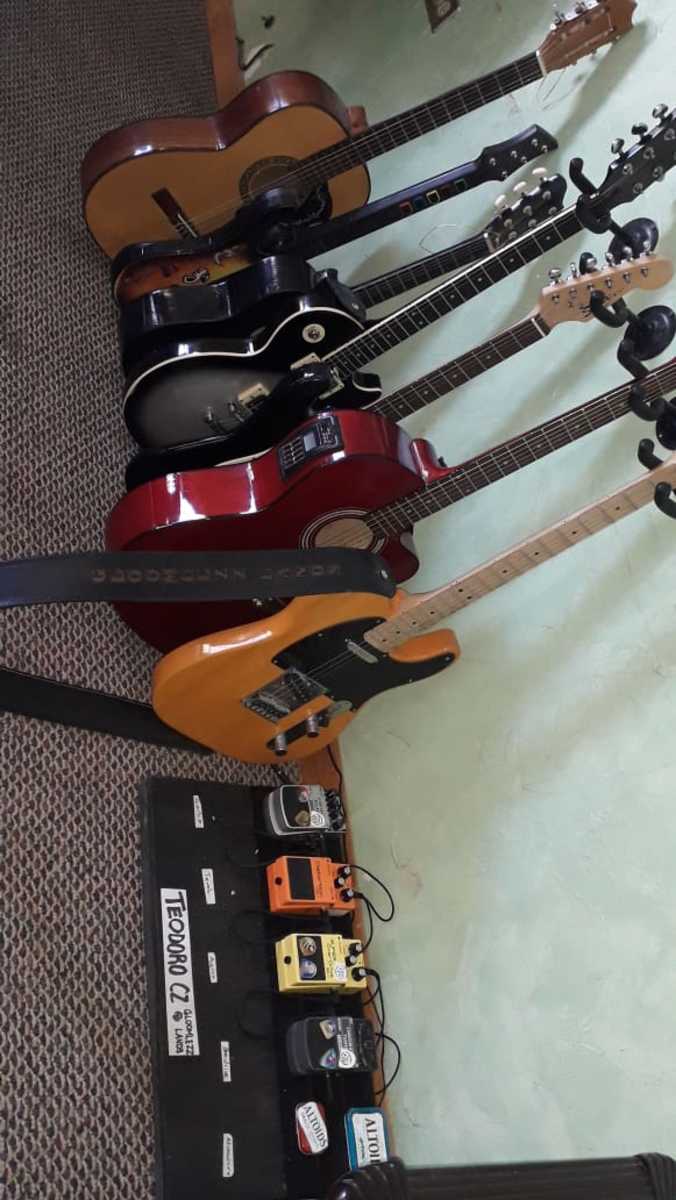 Boss Pedalboard by gloomlezzlands featuring Squier FSR Bullet Telecaster, Behringer DD600 Digital Delay, and Boss DS-1 Distortion and 2 more pieces of gear