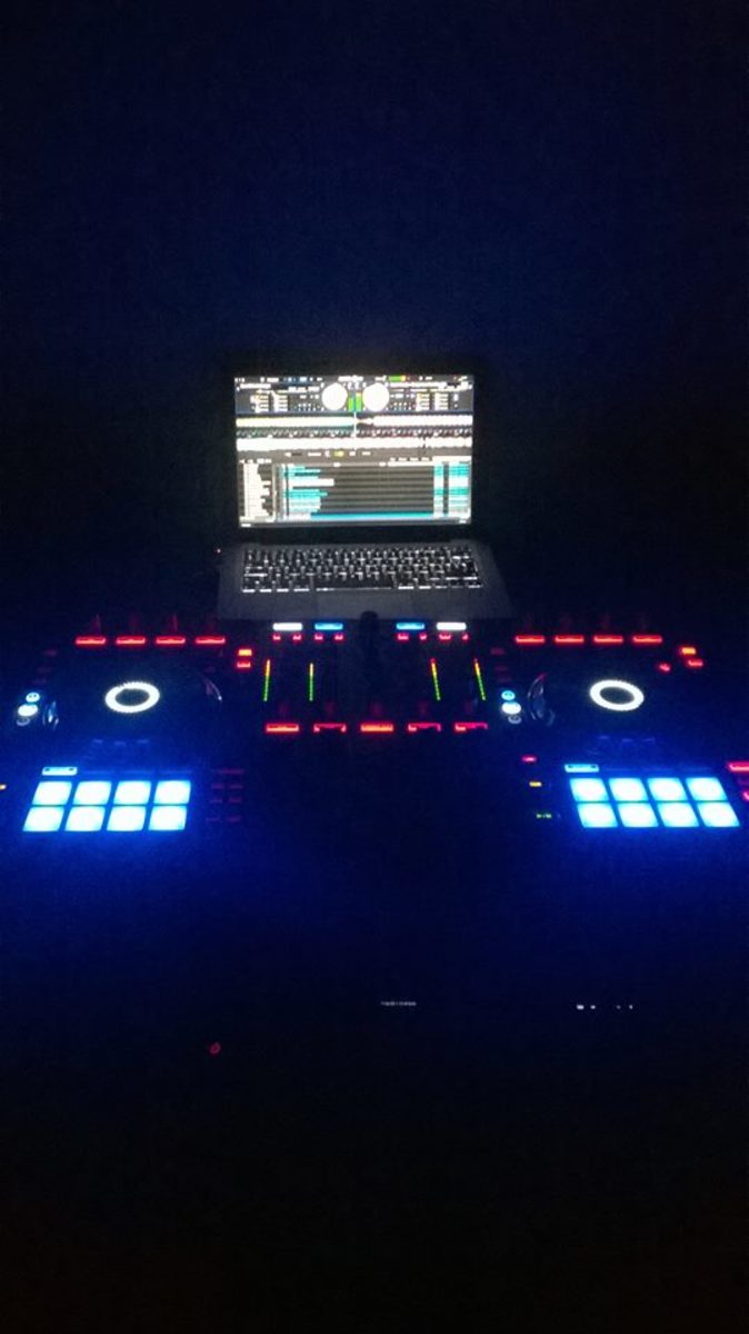 ruben's music gear photo