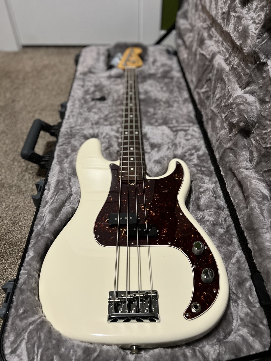 Music Gear Setup by kersed featuring Fender Americian Professional II Precision Bass