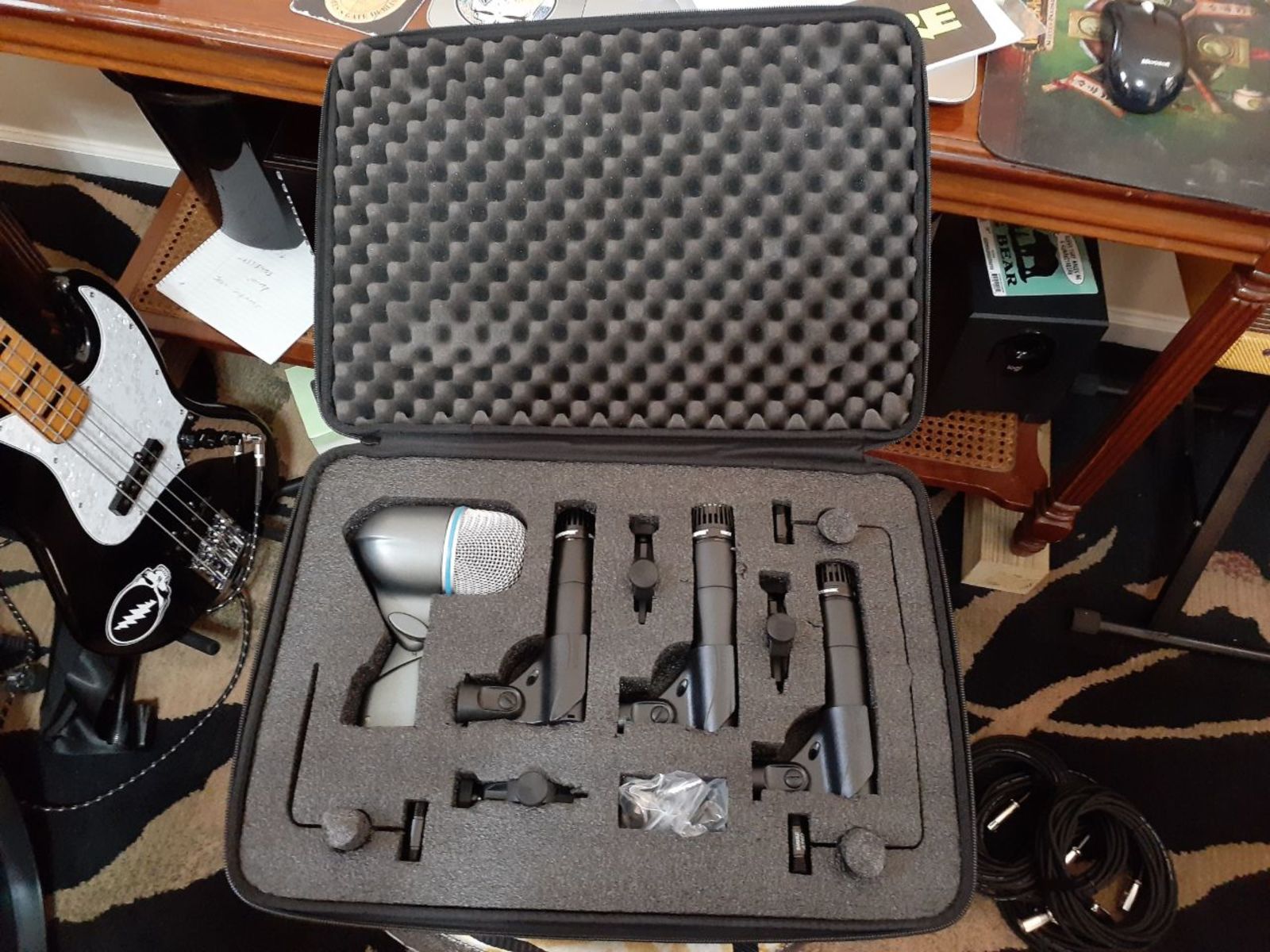 Drum Kit by jeremy_crockett featuring Shure DMK57-52 Drum Microphone Package