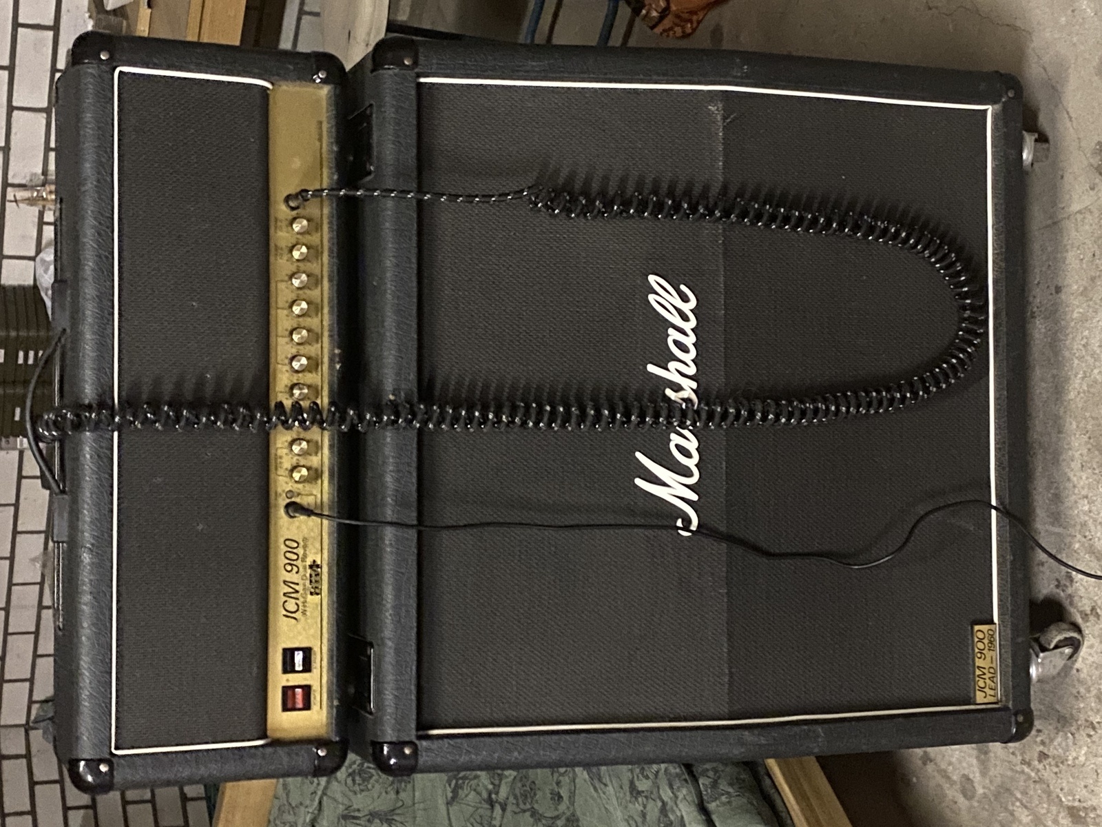 Metal Amp Rig by vs_jones featuring Marshall JCM900 4100 and Marshall 1960A 300W Cabinet