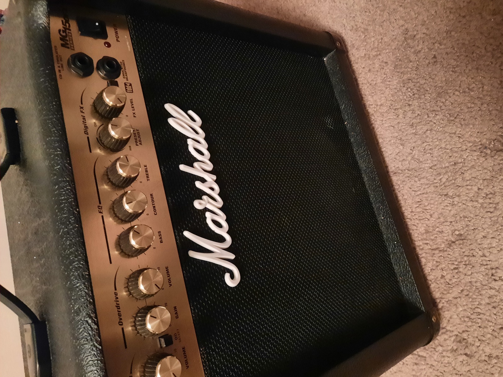 Amp Rig by tommy_dawson featuring Marshall MG 15