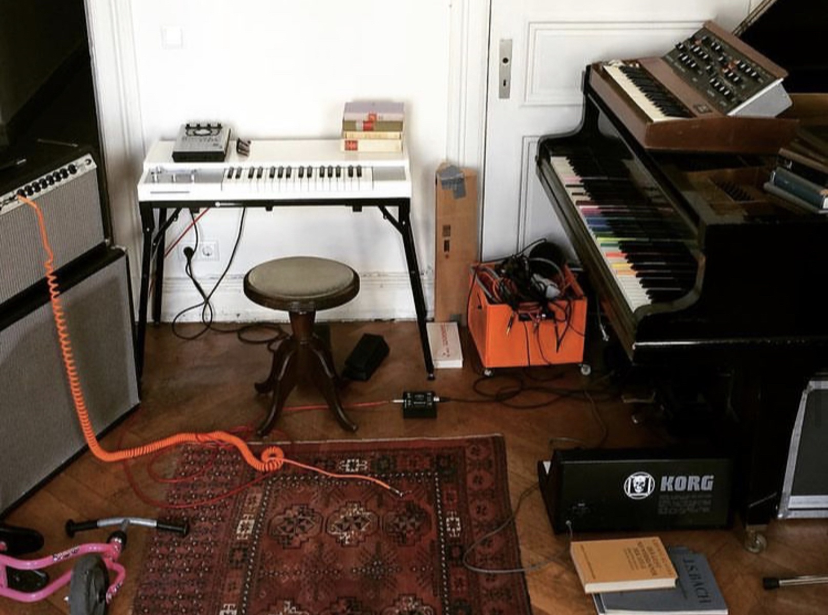 Electronic Synth Setup by audiac featuring Manikin Electronic Memotron, Fender Dual Showman Reverb 2-Channel 100-Watt Guitar Amp Head (1970-1976), and Korg MS-10 and 2 more pieces of gear