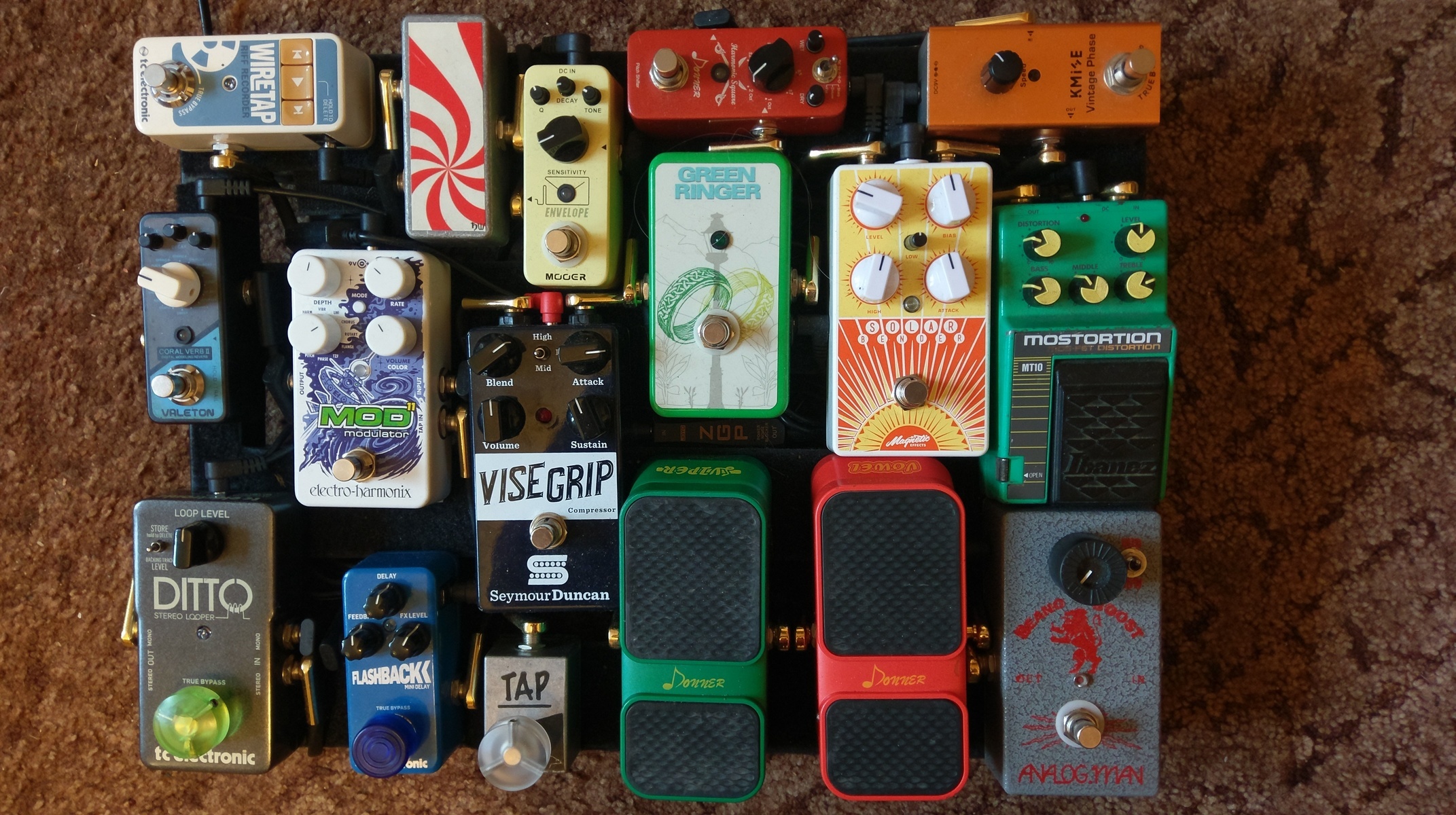 Metal Pedalboard by beeflin featuring Analog Man Beano Boost, Seymour Duncan Vise Grip Compressor, and TC Electronic Flashback Mini Delay and 14 more pieces of gear