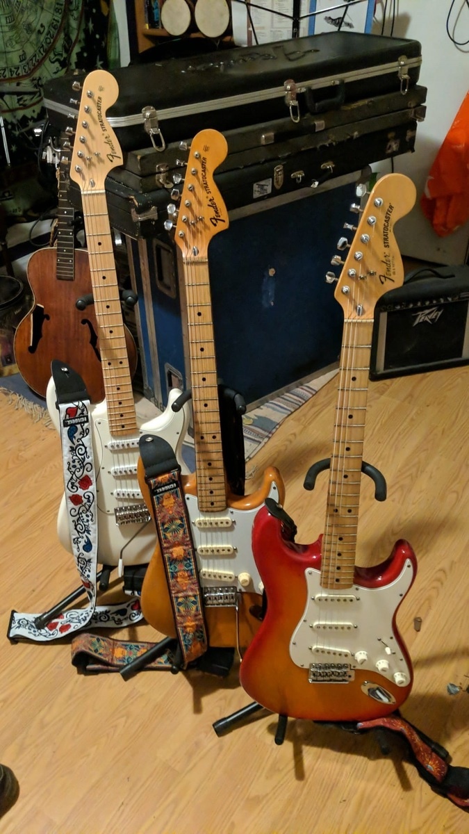 Music Gear Setup by john_neilson featuring Fender Stratocaster Electric Guitar