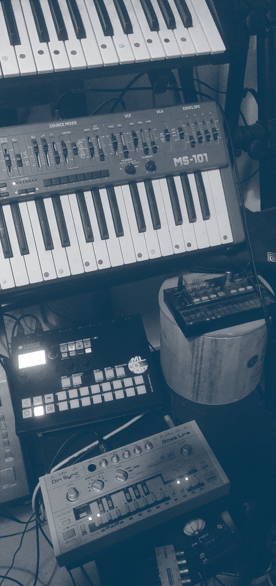Electronic Studio Setup by tancredec featuring Behringer MS-101-RD, Korg Volca FM, and Squarp Pyramid and 2 more pieces of gear