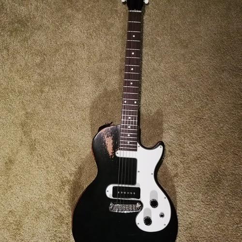 Photo of GIbson Melody Maker 2011