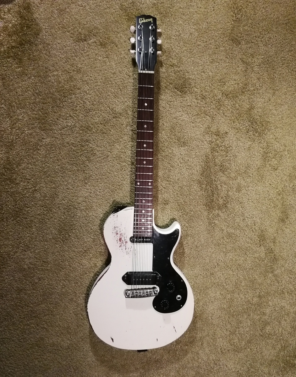 Music Gear Setup by dodek featuring GIbson Melody Maker 2011