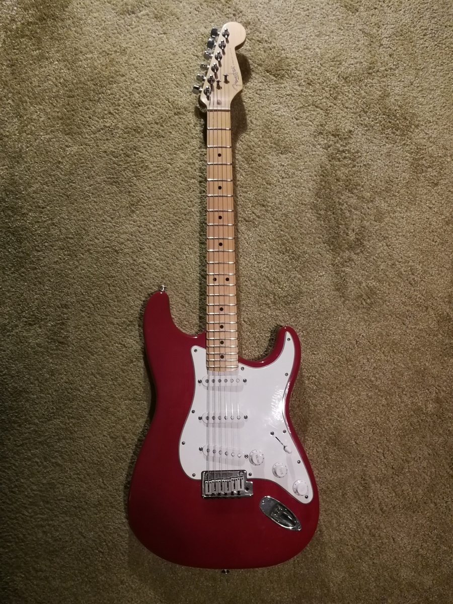 Music Gear Setup by dodek featuring Fender American Standard Stratocaster