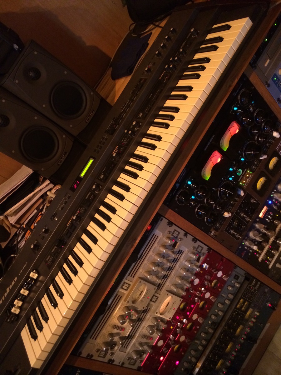 Studio Setup by heberthsouza featuring Roland VR-760