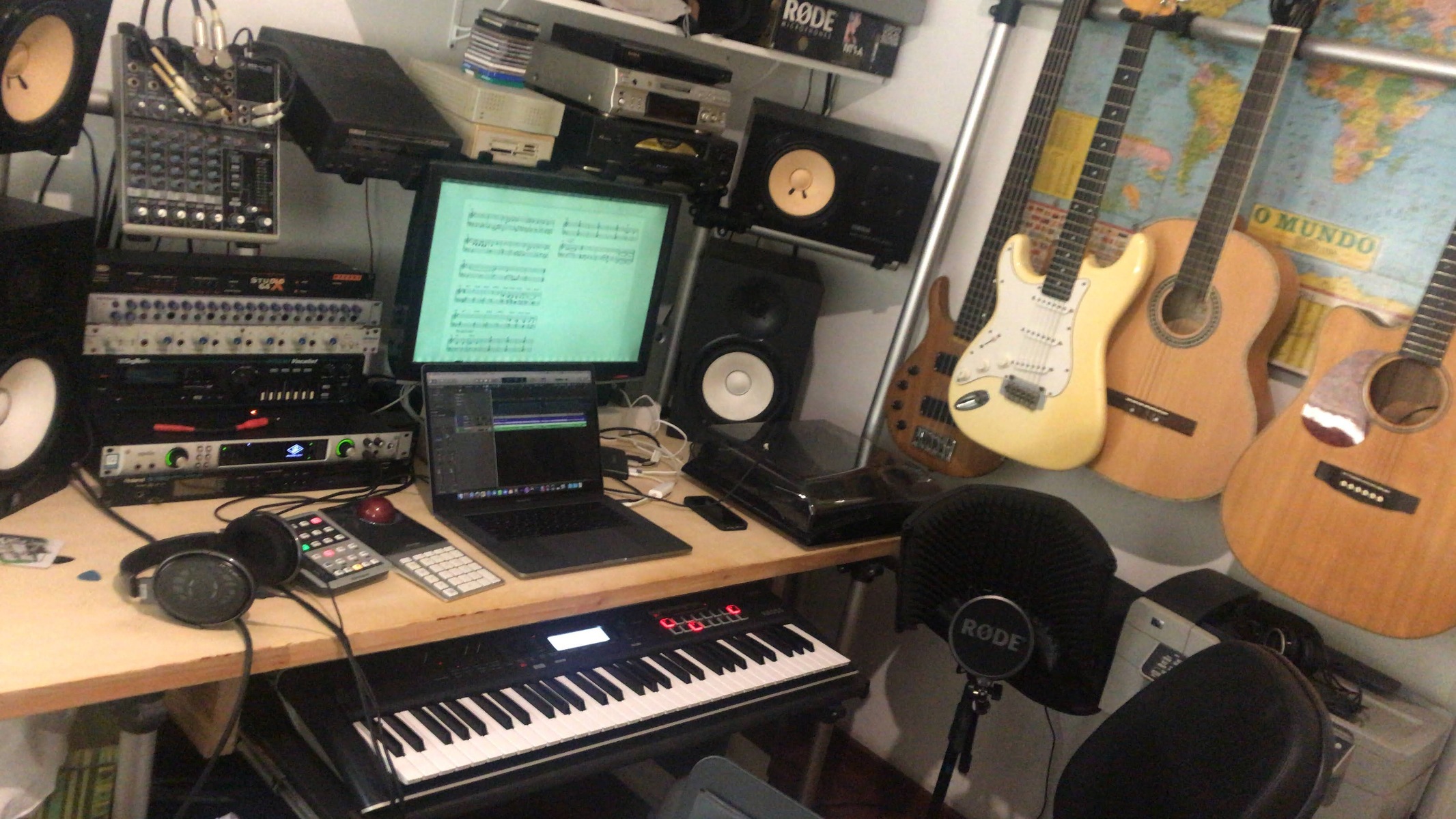 Electronic Studio Setup by heberthsouza featuring Korg Kross 2 61 Key Synthesizer Workstation, Apple MacBook Pro (General), and Universal Audio Apollo QUAD - Thunderbolt and 11 more pieces of gear