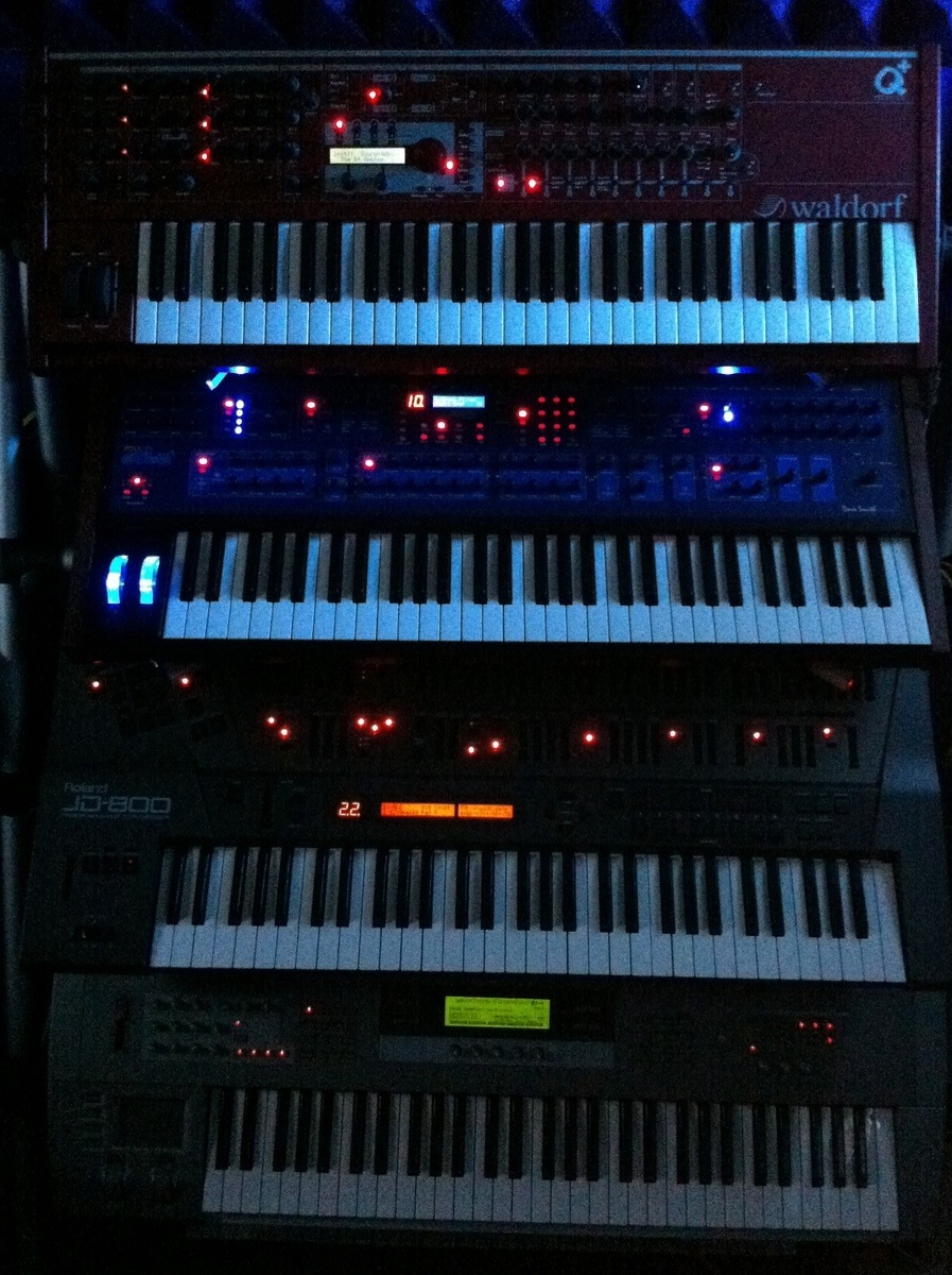 Electronic DJ Setup by rettervondunkel featuring Waldorf Q+ Phoenix Edition, Dave Smith Instruments Poly Evolver Synthesizer, and Roland JD-800 and 1 more piece of gear