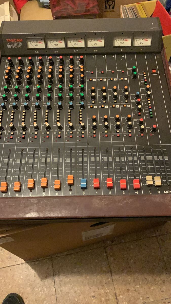 Electronic DJ Setup by rettervondunkel featuring TASCAM M-208 and TASCAM 388 Recording Console