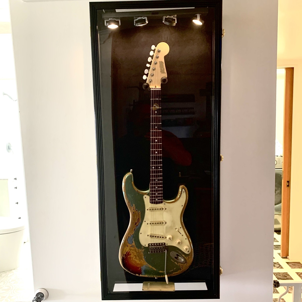 Studio Setup by sunny_climate featuring Nichols Custom Guitar - Heavy Relic Strat