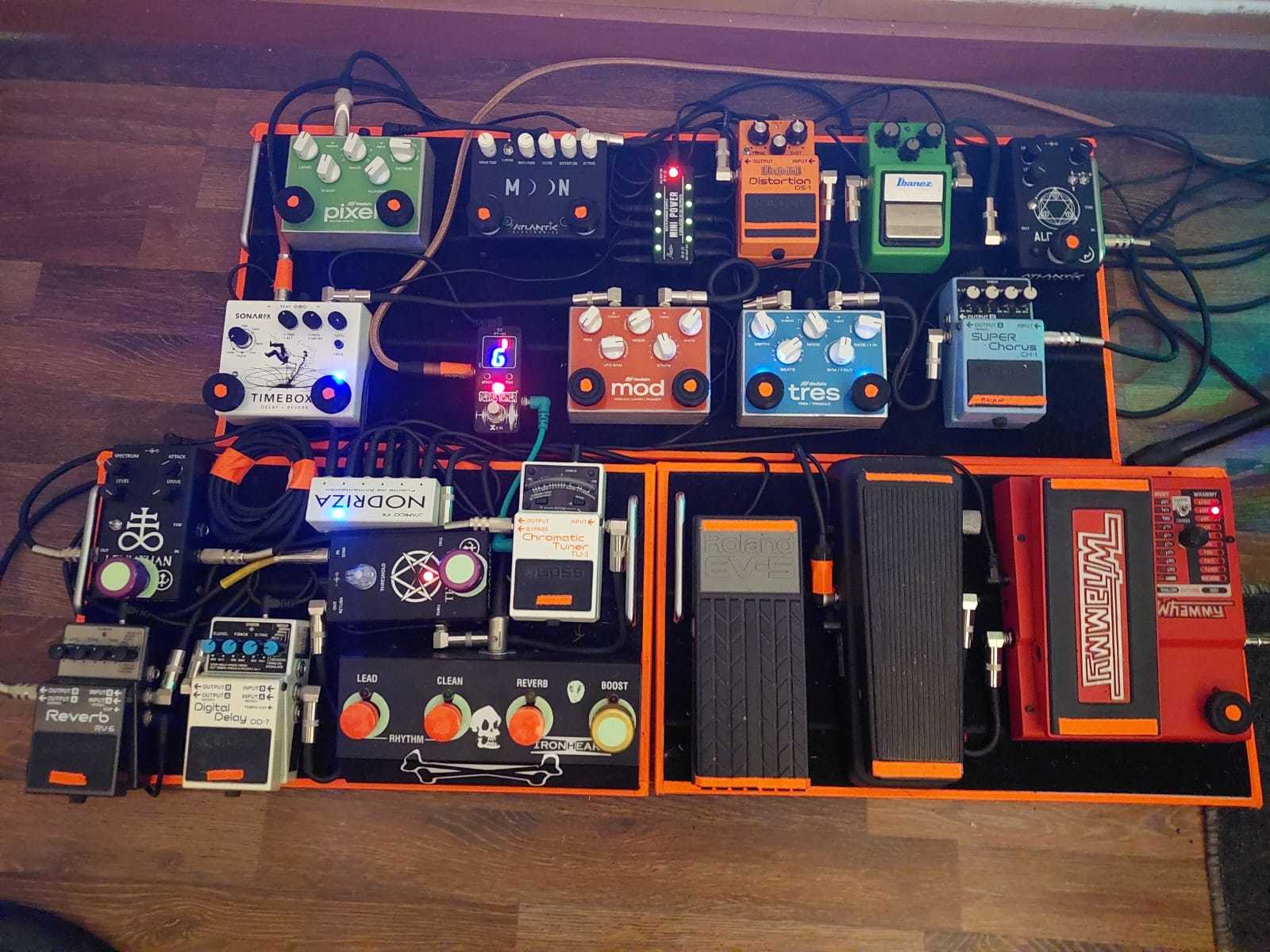 Pedalboard by tanomattioli featuring DigiTech WH-5 Whammy V, Ibanez TS9 Tube Screamer, and Boss DS-1 Distortion and 10 more pieces of gear