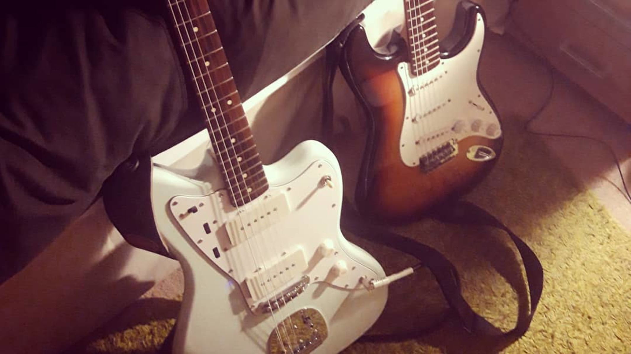 Metal Music Gear Setup by chapersdale featuring Squier Vintage Modified Jazzmaster and Squier Affinity Series Stratocaster