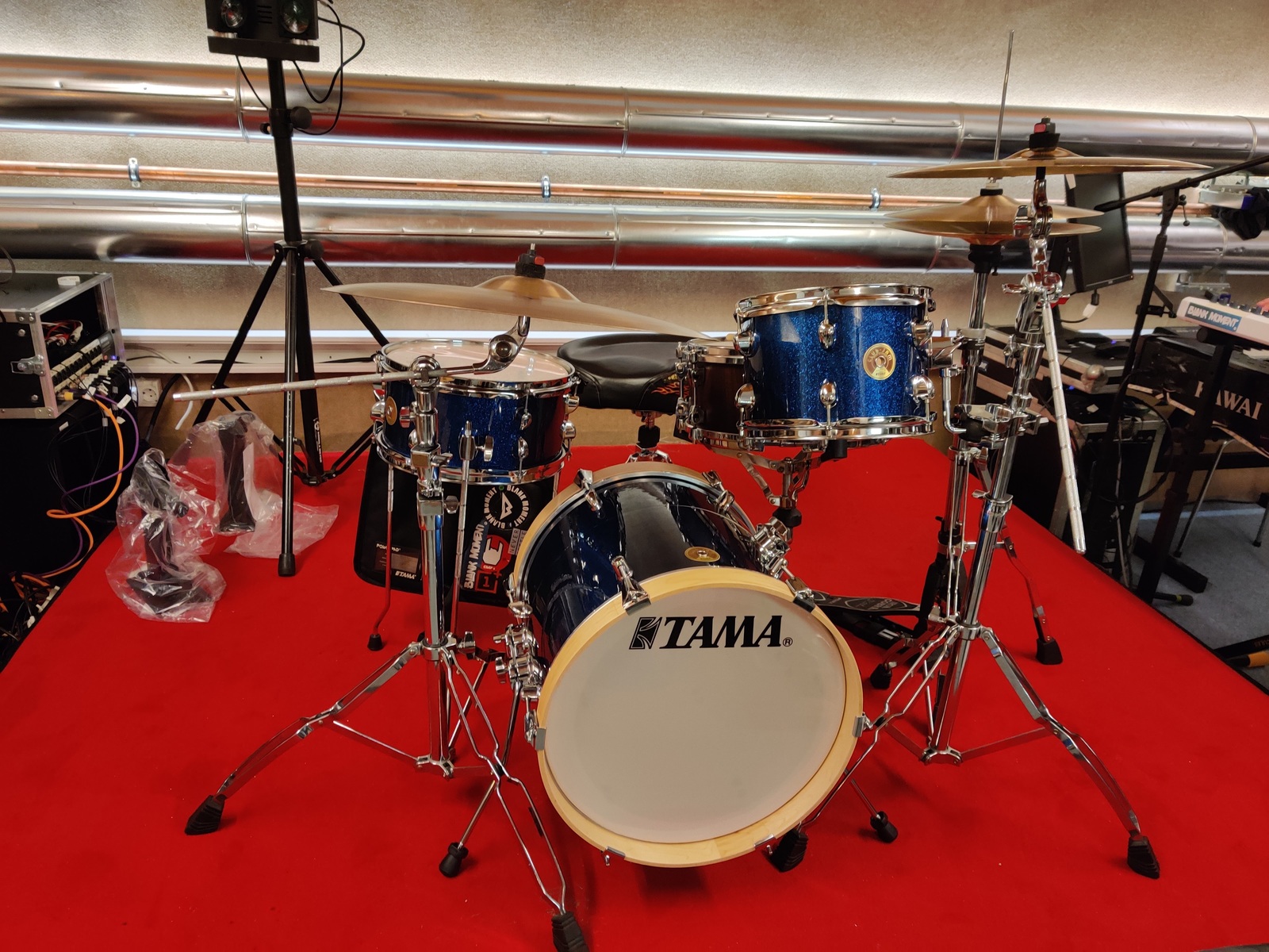 Drum Kit by leonharden featuring Tama Club-Jam Suitcase LJK36S 3-piece Shell Pack - Indigo Sparkle
