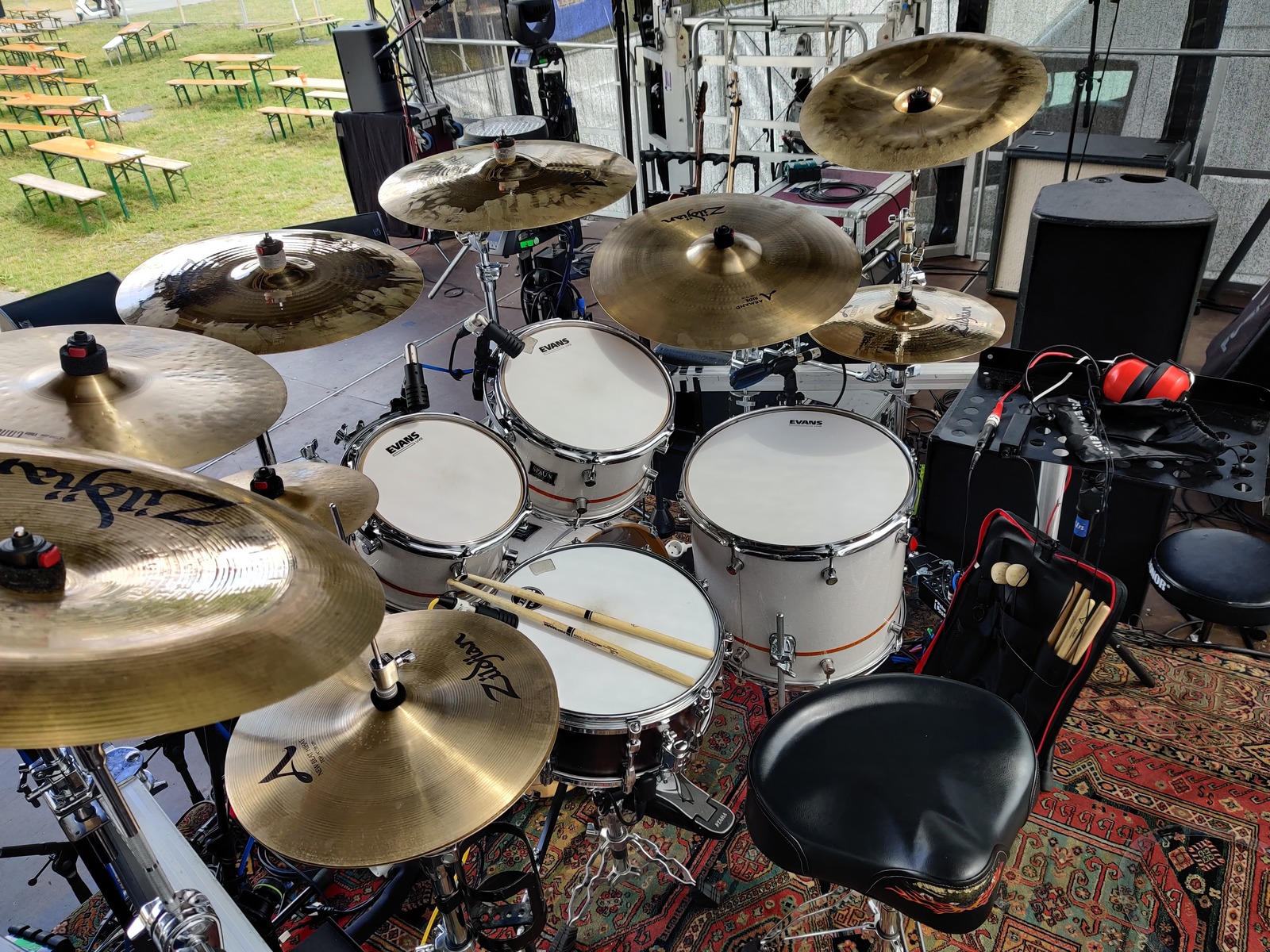 leonharden's music gear photo