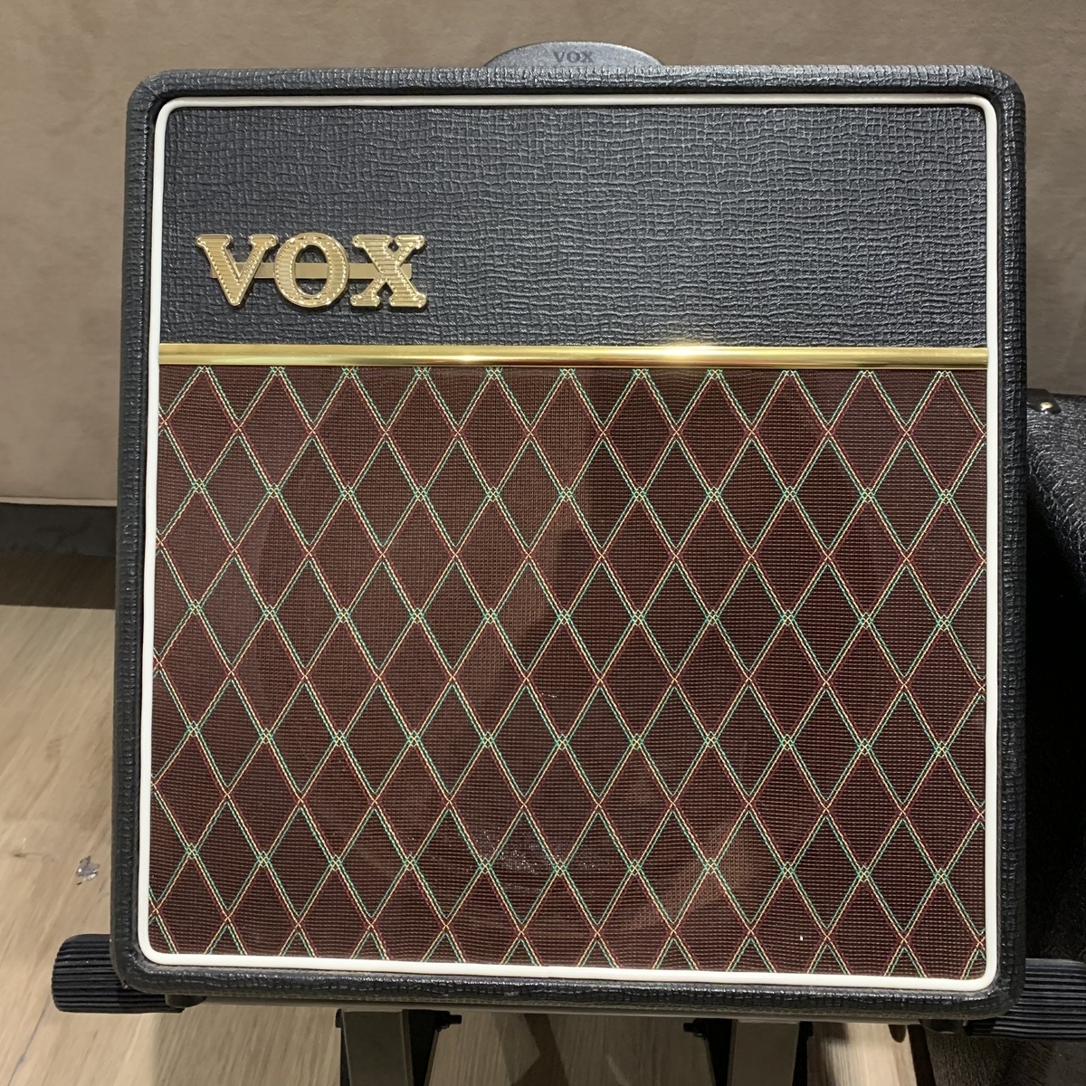 Music Gear Setup by kuffer featuring Vox AC4 C1-12 4 Watt Class A Tube Guitar Amp Combo With 12" Speaker
