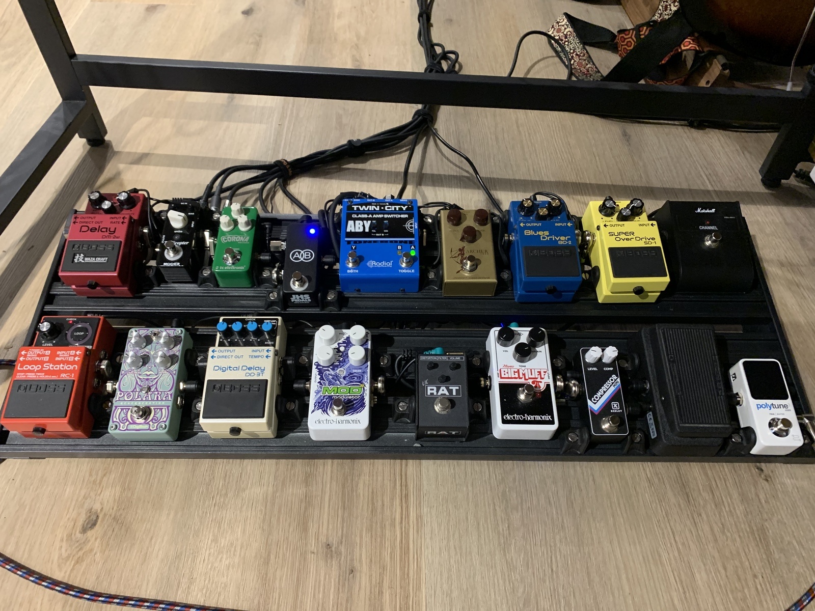 kuffer's music gear photo